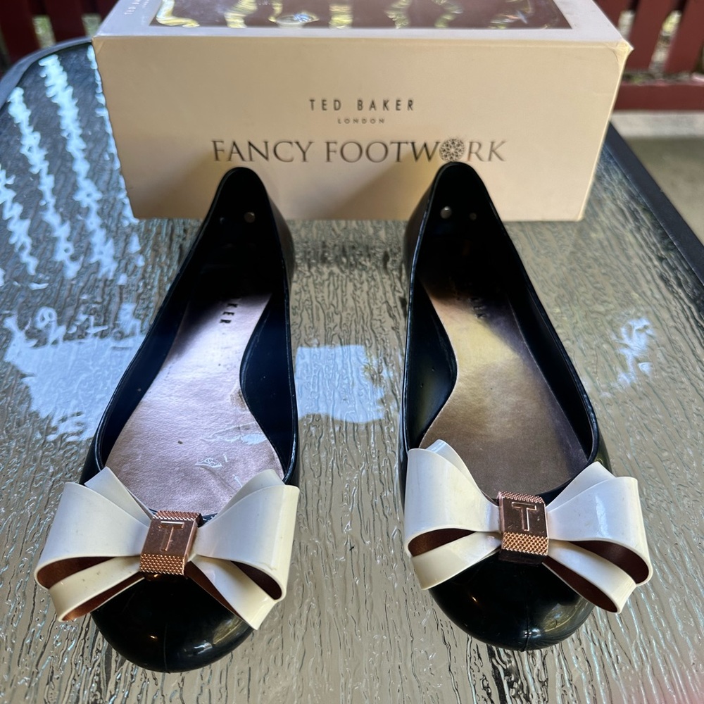 Ted Baker London Flats